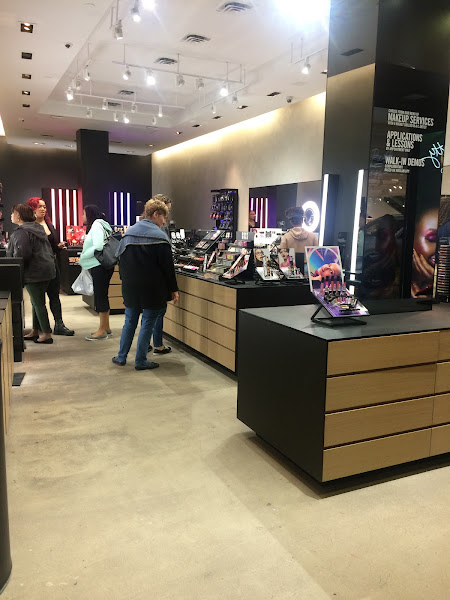 MAC Cosmetics