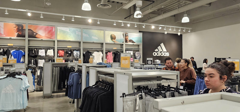 adidas Outlet Store Somerville, Assembly Row