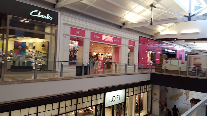 Victoria's Secret & PINK