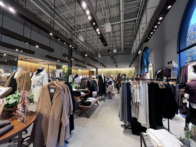 Aritzia