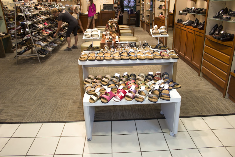 Englin's Fine Footwear