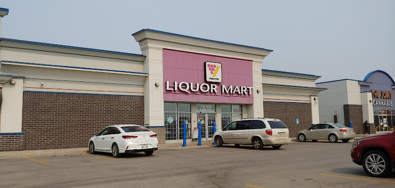 Garden City Square Liquor Mart