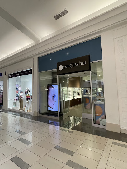 Sunglass Hut