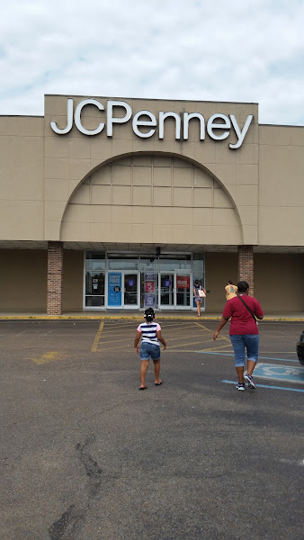 Greenwood Mall Shopping Center