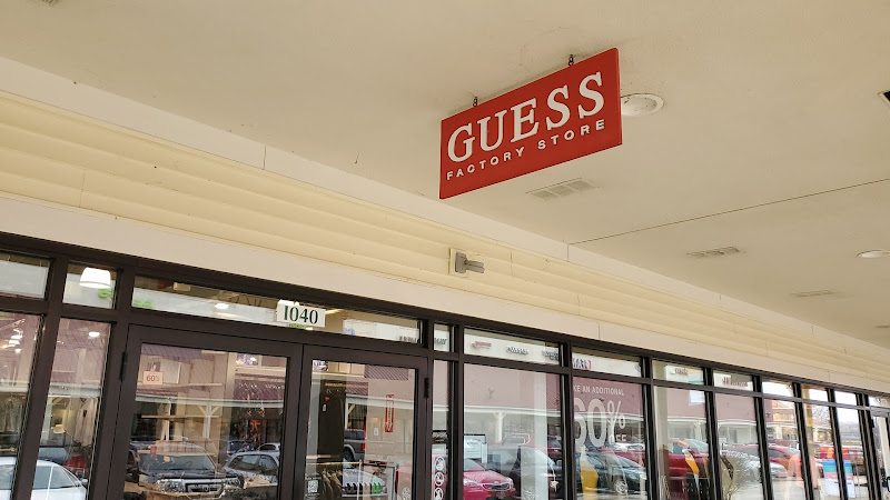 GUESS Factory