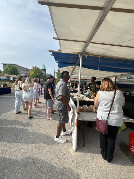 West Dundee French Market