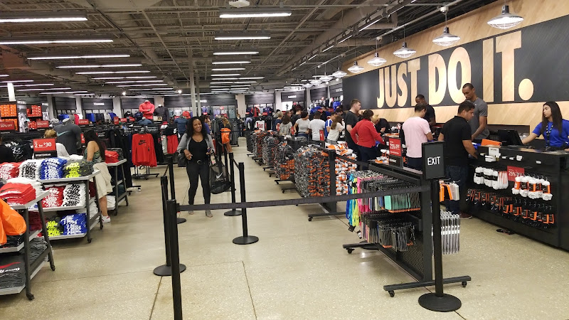 Nike Factory Store - Orlando Vineland