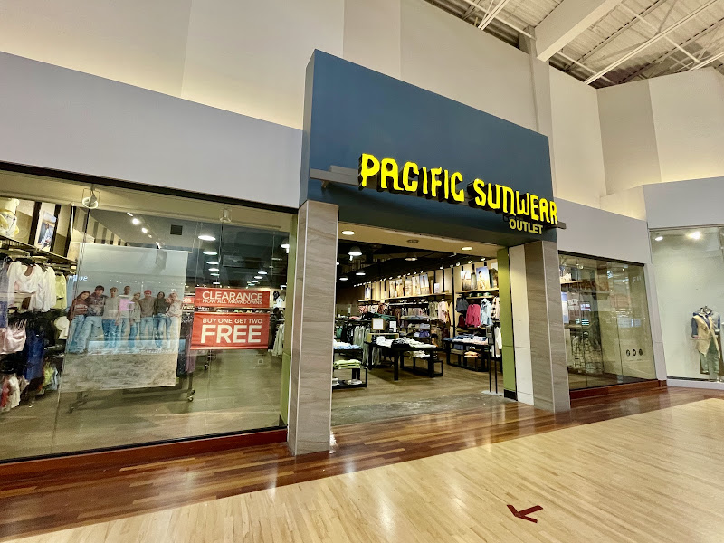 PacSun