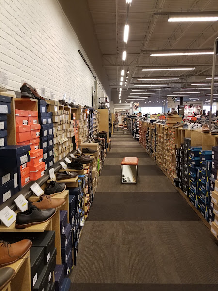 DSW Designer Shoe Warehouse