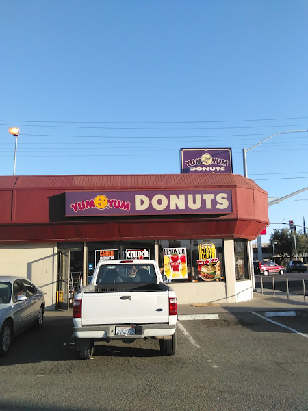 Yum Yum Donuts