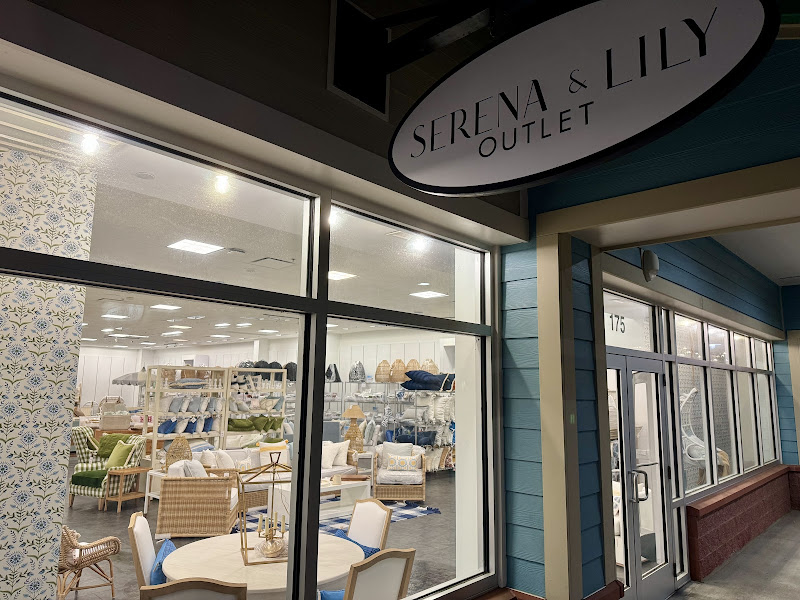 Serena & Lily Hilton Head Outlet