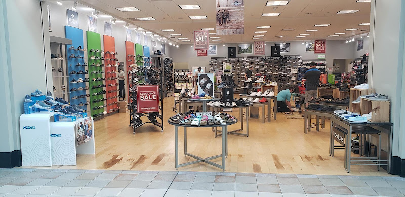 Tradehome Shoes