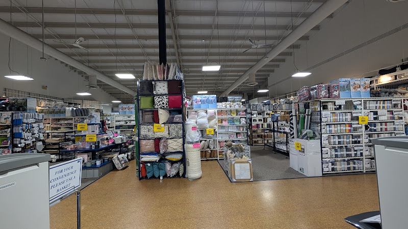 Oxford Mills Outlet - St. Jacobs