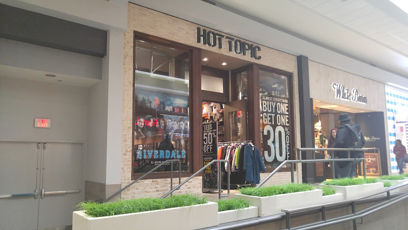 Hot Topic