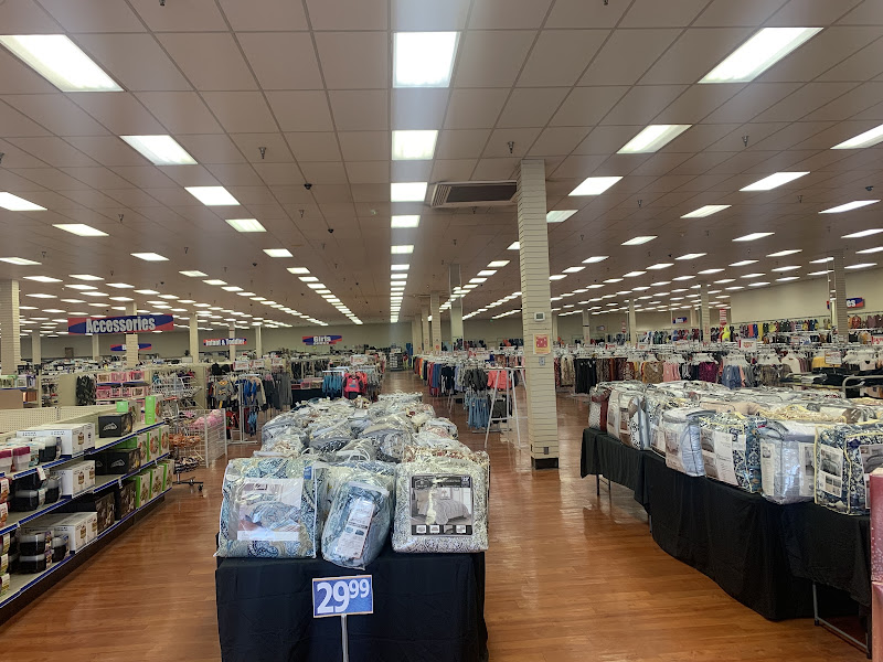 Roses Discount Store
