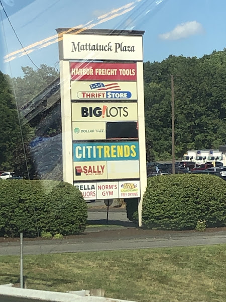 Mattatuck Plaza