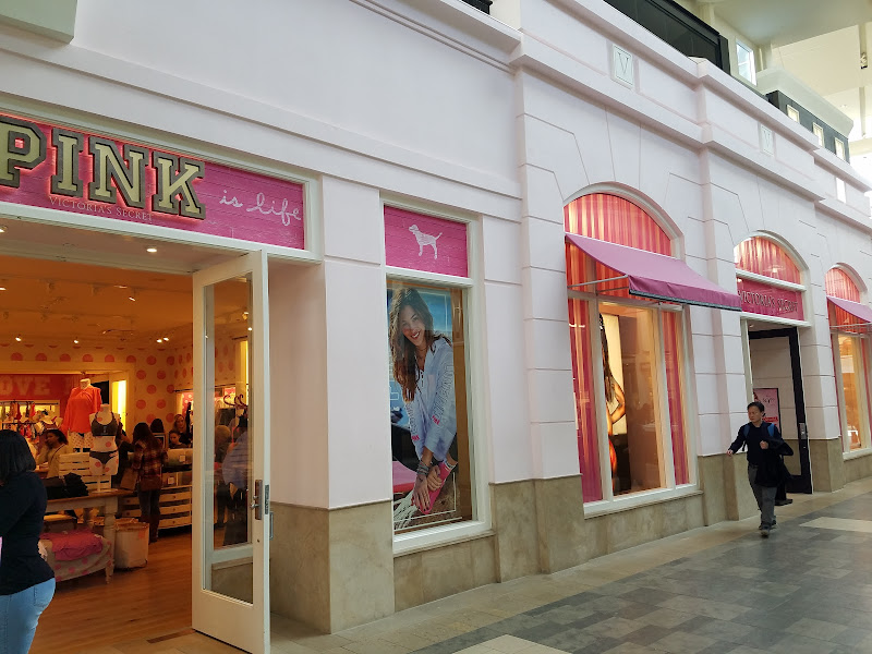 Victoria's Secret & PINK