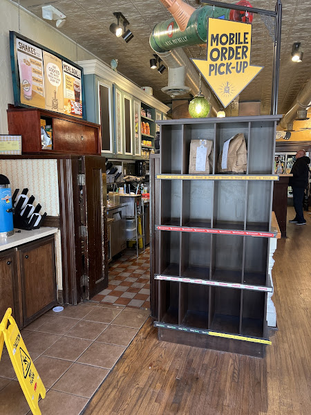 Potbelly's Sandwich Shop