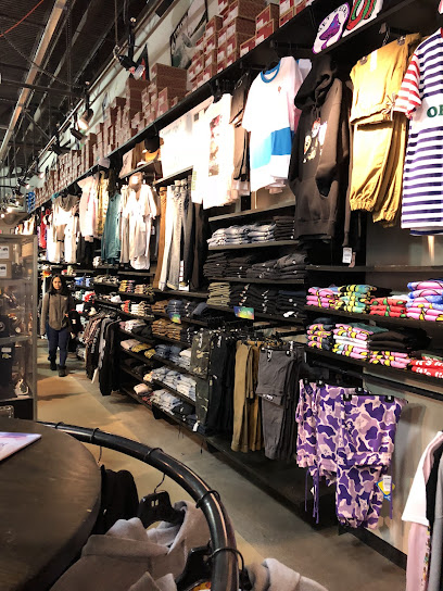 Zumiez