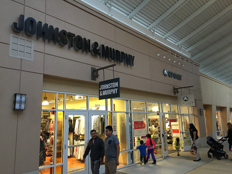 Johnston & Murphy
