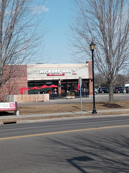 Holiday Stationstores