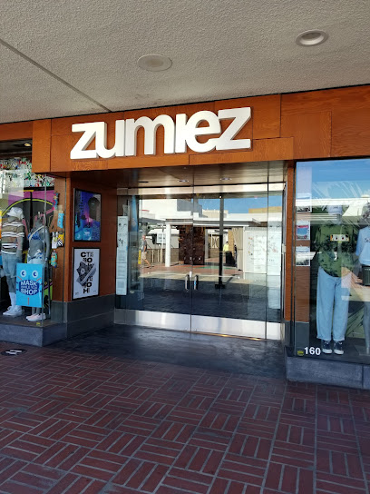 Zumiez