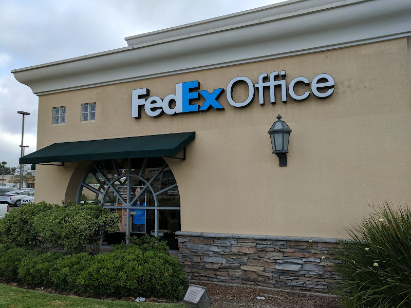 FedEx Office