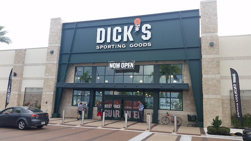 DICK'S Sporting Goods