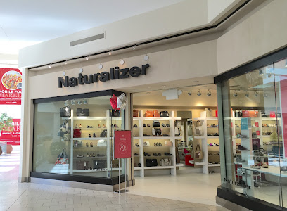 Naturalizer