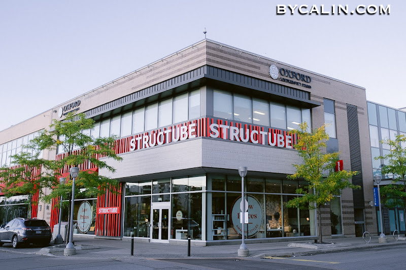 Structube Toronto - Shops at Don Mills
