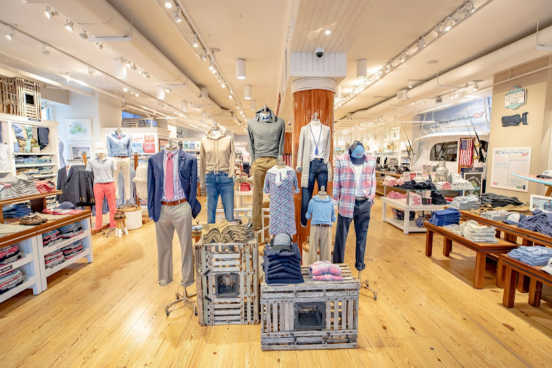 Vineyard Vines