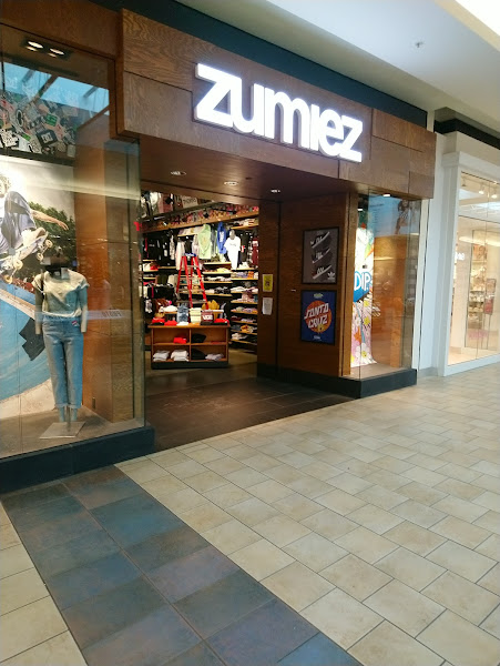 Zumiez