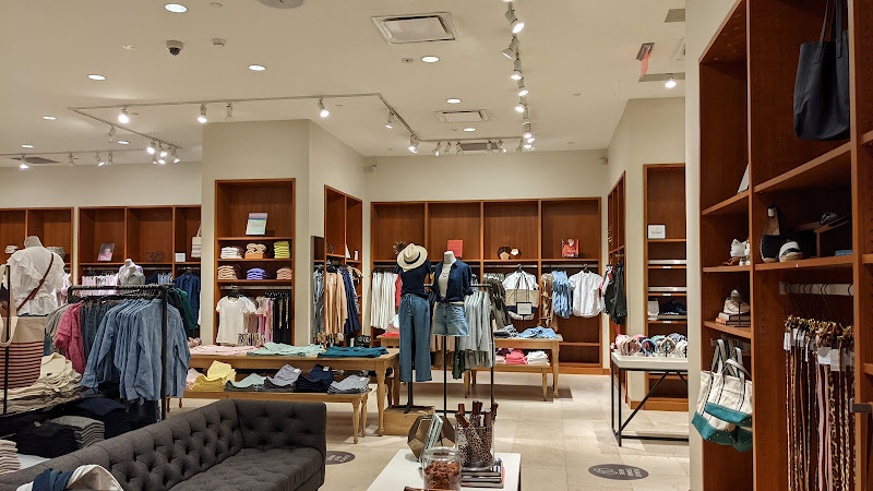 J.Crew