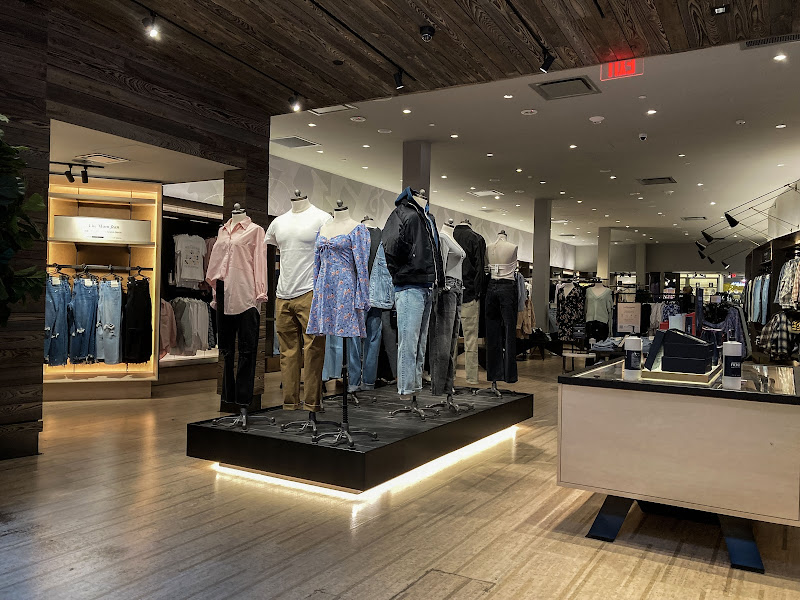Abercrombie & Fitch