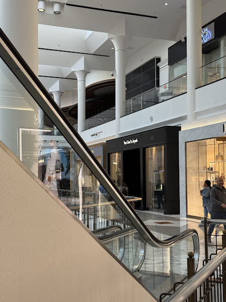 Van Cleef & Arpels (McLean - Tysons Galleria)