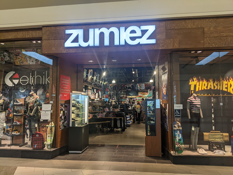 Zumiez