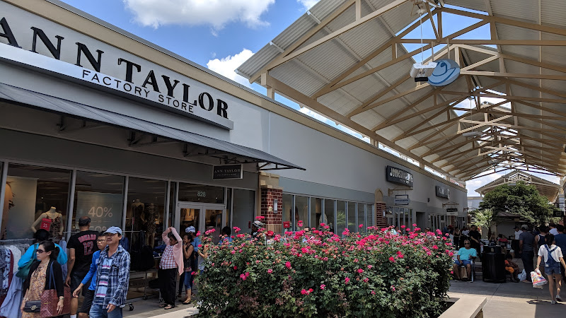 Ann Taylor Factory Store