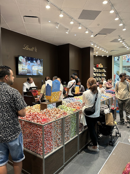 Lindt Chocolate Shop