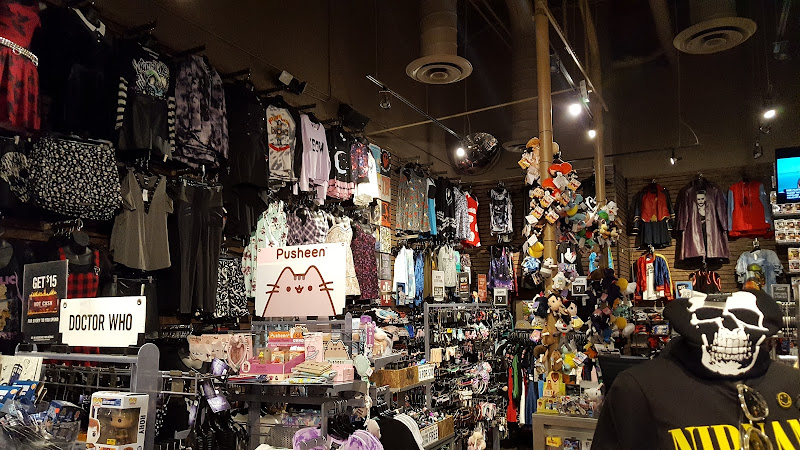 Hot Topic