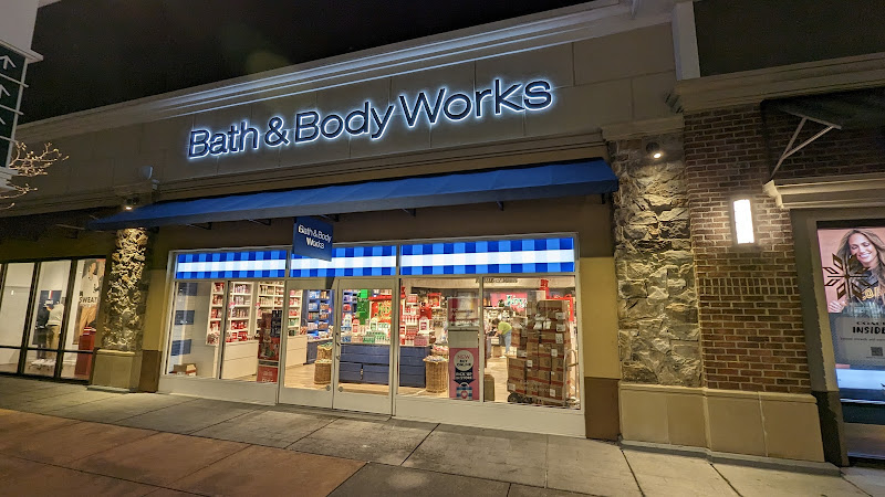Bath & Body Works | White Barn