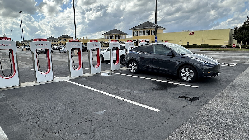 Tesla Supercharger