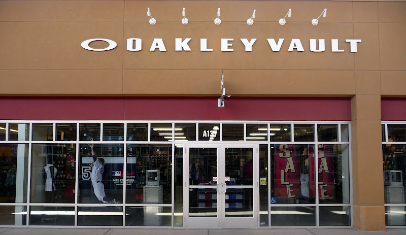 Oakley Vault