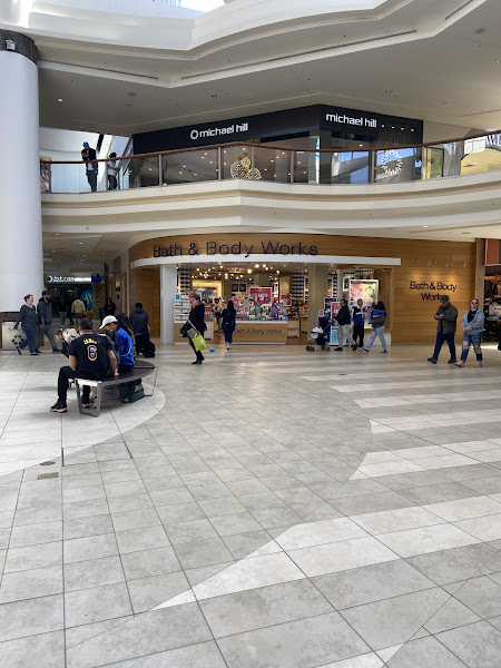 Michael Hill Sunridge Mall