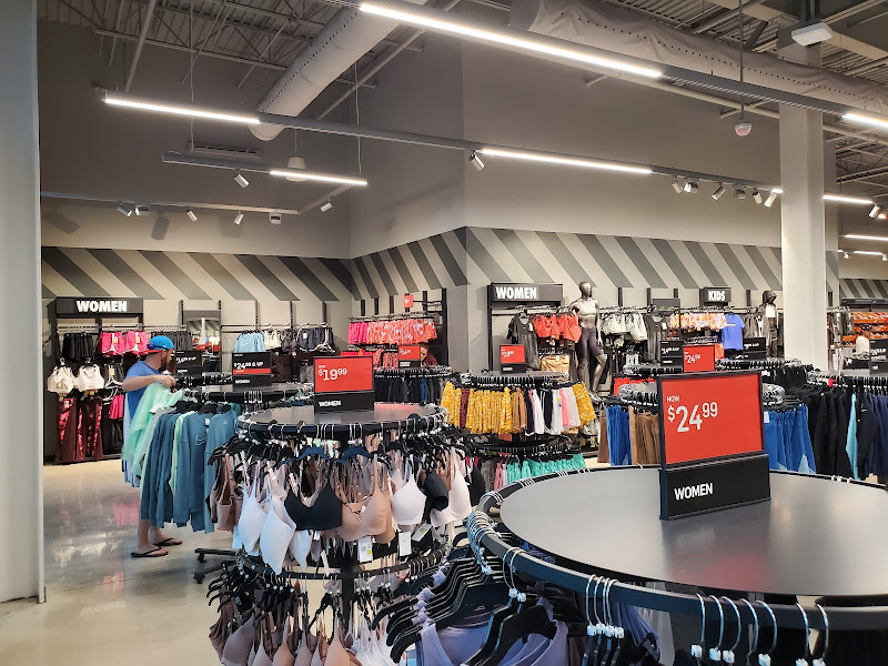 Nike Clearance Store - Dania Beach