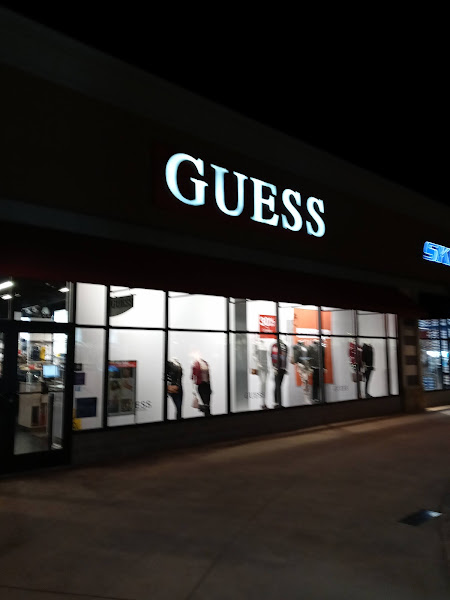 GUESS FACTORY STORE