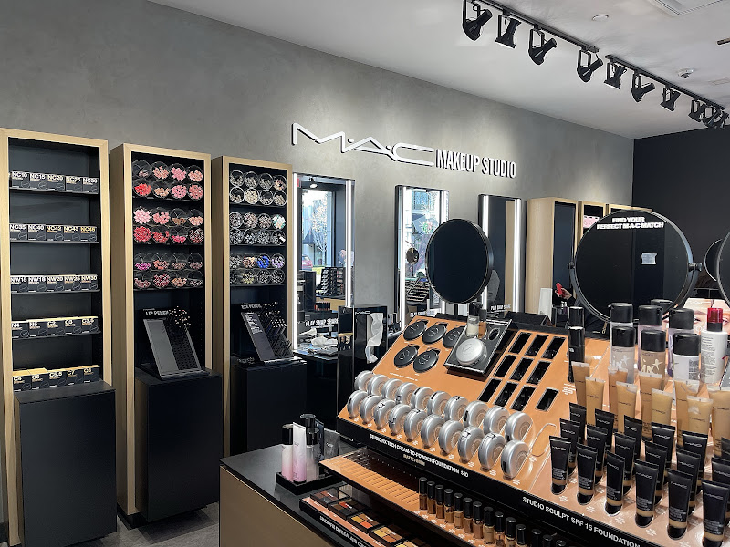 MAC Cosmetics