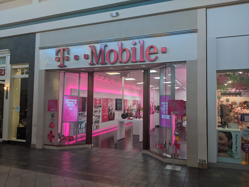 T-Mobile Authorized Retailer