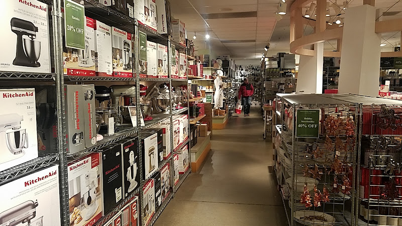 Williams-Sonoma Outlet