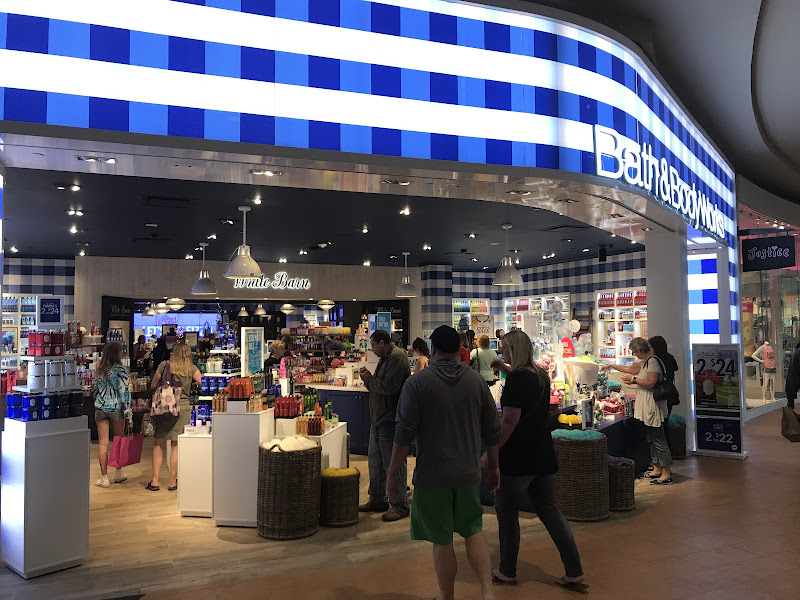 Bath & Body Works