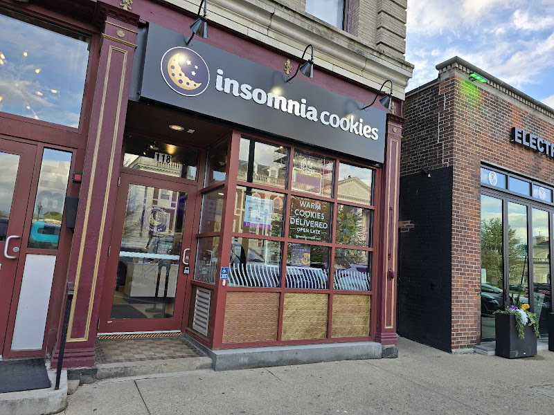 Insomnia Cookies